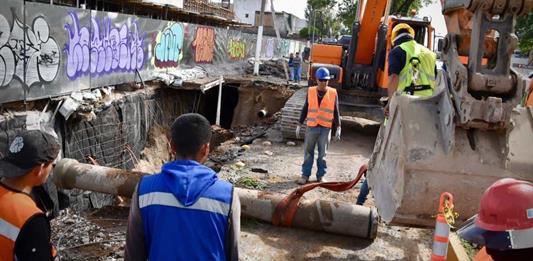 Megasocavón en López Mateos deja sin agua a 18 colonias; SIAPA le pasa la factura a un particular