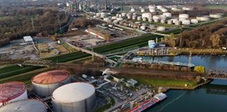 La AIE rebaja su previsión de demanda mundial de petróleo para 2026 La AIE rebaja su previsión de demanda mundial de petróleo para 2026