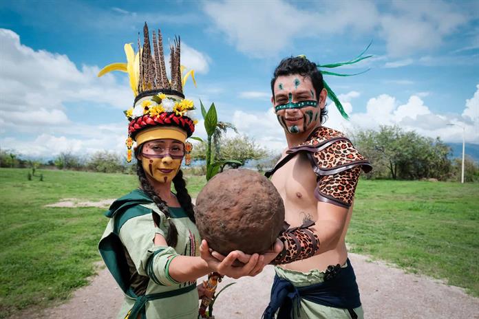 Exhiben el ceremonial juego de pelota en el Centro Interpretativo Guachimontones Exhiben el ceremonial juego de pelota en el Centro Interpretativo Guachimontones