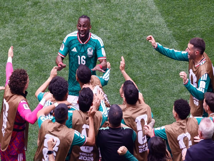 El Mundial rompe fronteras: 286 futbolistas defienden países donde no nacieron