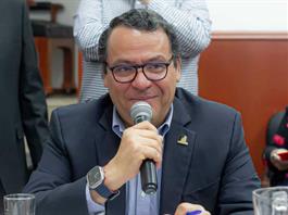 MC le pide al alcalde de Tonalá que se abra la convocatoria a nuevas empresas para construir un nuevo rastro MC le pide al alcalde de Tonalá que se abra la convocatoria a nuevas empresas para construir un nuevo rastro