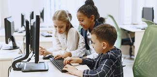 Bruselas lanza una gu&iacute;a para ense&ntilde;ar IA responsable en primaria y secundaria