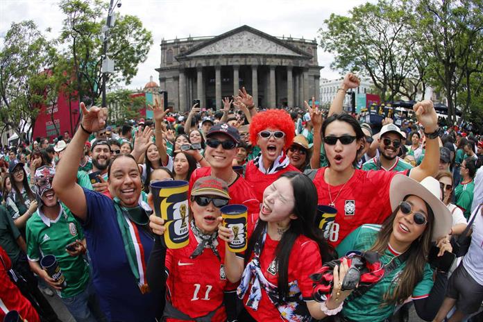 Guadalajara se lanza a la calle a horas del partido de México contra Corea del Sur Guadalajara se lanza a la calle a horas del partido de México contra Corea del Sur