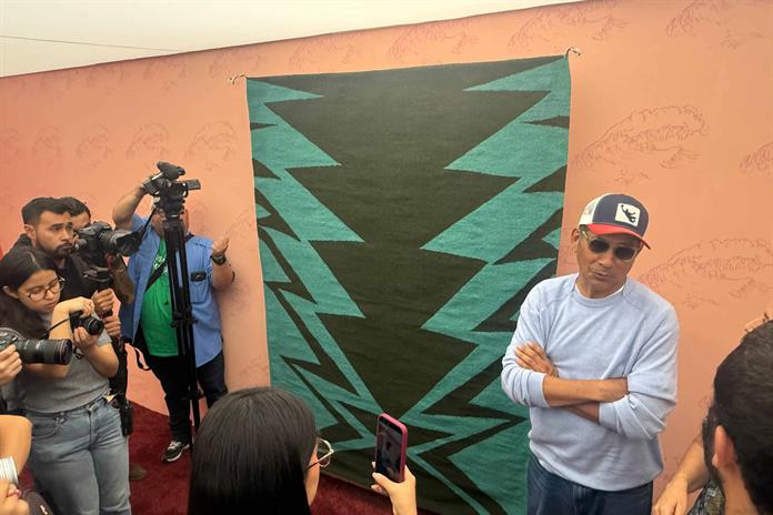 Jorge Campos regresa a la cancha de los recuerdos en una exposición del MAZ Jorge Campos regresa a la cancha de los recuerdos en una exposición del MAZ