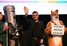 Burnham entra en el Parlamento brit&aacute;nico y comienza batalla laborista por derrocar a Starmer