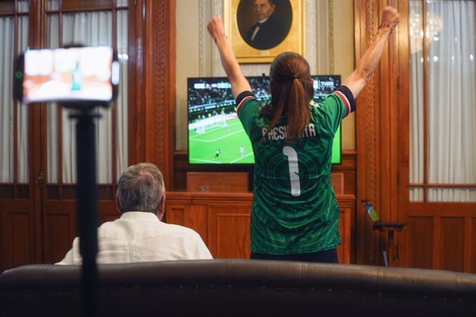 Sheinbaum destaca la felicidad que da al pueblo de México el triunfo de su selección Sheinbaum destaca la felicidad que da al pueblo de México el triunfo de su selección