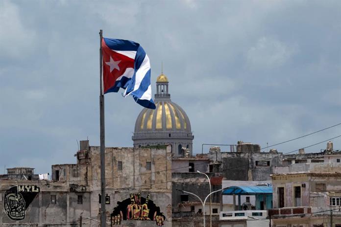 Cuba aprueba en tiempo récord su mayor paquete de reformas económicas en al menos 15 años Cuba aprueba en tiempo récord su mayor paquete de reformas económicas en al menos 15 años