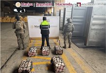 Detienen cinco ecuatorianos por narcotráfico en Michoacán