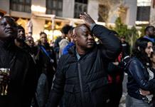 Los fans africanos dan la espalda a Sudáfrica en el Mundial tras violencia xenófoba