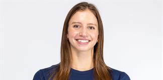 Kate Douglass bate r&eacute;cord mundial en 50 metros libres en Indian&aacute;polis