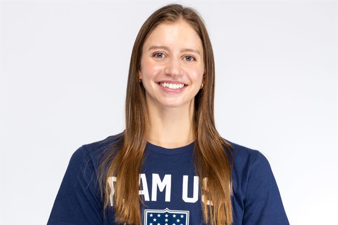 Kate Douglass bate récord mundial en 50 metros libres en Indianápolis Kate Douglass bate récord mundial en 50 metros libres en Indianápolis