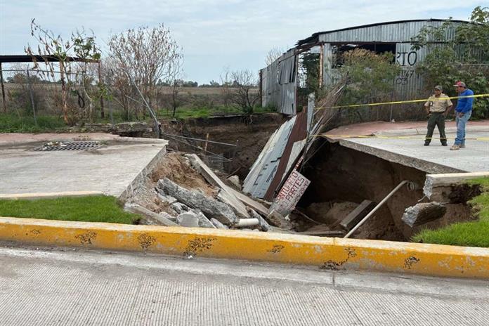 Inundaciones afectan decenas de viviendas en Ameca; lluvias también provocaron dos socavones en Jalisco Inundaciones afectan decenas de viviendas en Ameca; lluvias también provocaron dos socavones en Jalisco