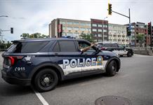 Tiroteo en Montreal deja tres muertos, incluido el sospechoso Tiroteo en Montreal deja tres muertos, incluido el sospechoso