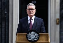 Starmer anuncia su dimisión y abre la vía al candidato del ala izquierdista del Partido Laborista Starmer anuncia su dimisión y abre la vía al candidato del ala izquierdista del Partido Laborista