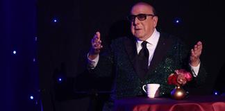 Fallece en Nueva York el legendario productor musical Clive Davis a los 94 años Fallece en Nueva York el legendario productor musical Clive Davis a los 94 años
