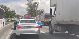 Volcadura de tráiler en carretera a Nogales colapsa la movilidad en la metrópoli Volcadura de tráiler en carretera a Nogales colapsa la movilidad en la metrópoli