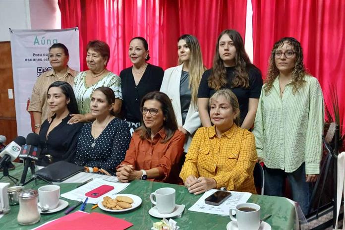 Colectivos piden al TEPJF que conserve el criterio de que en 8 municipios sólo haya candidatas Colectivos piden al TEPJF que conserve el criterio de que en 8 municipios sólo haya candidatas