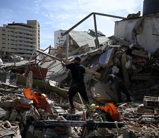 Al menos 164 muertos y casi mil heridos por devastadores terremotos en Venezuela