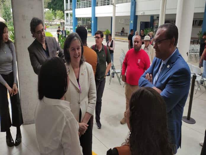 CUCEI abre American Space para acercar a estudiantes a oportunidades en Estados Unidos