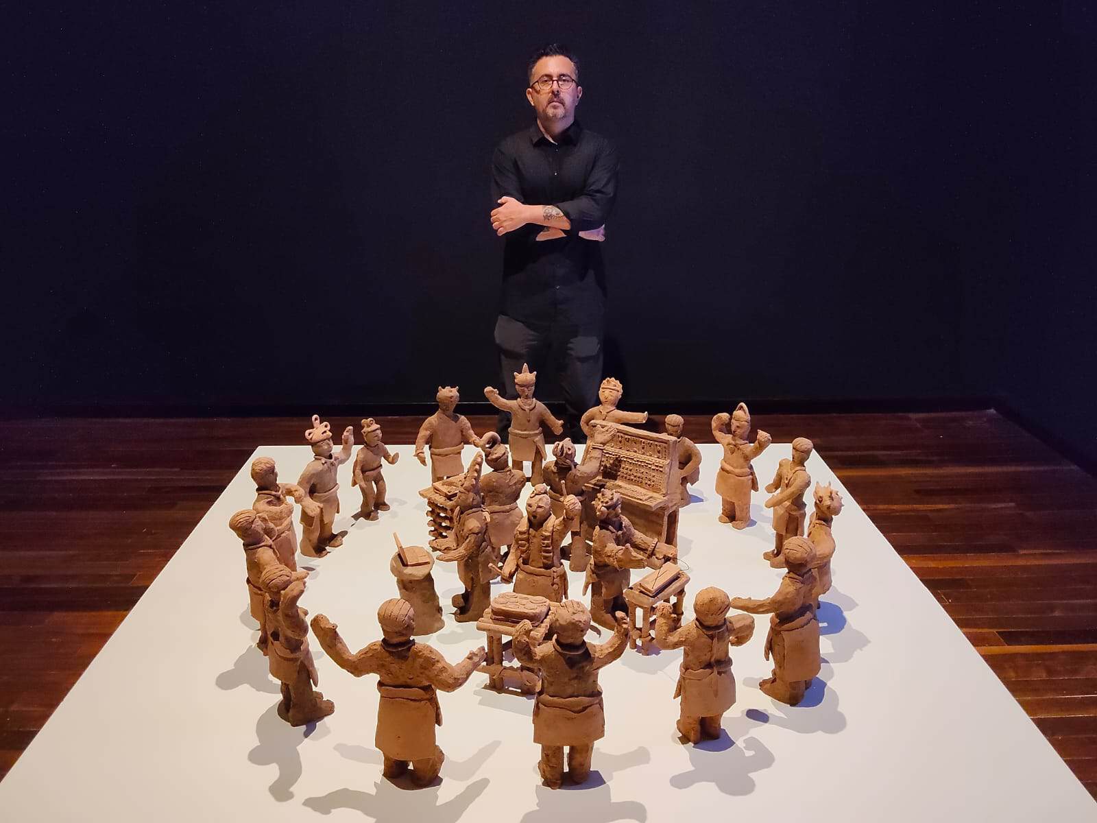 Amor y Rabia, donde el sonido se convierte en crítica social llega a las salas del Museo Cabañas