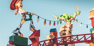 Toy Story 5 sigue liderando la taquilla y Supergirl tiene un comienzo flojo