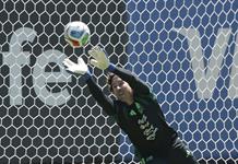 Sheinbaum destaca trayectoria de Guillermo Ochoa en la selección mexicana