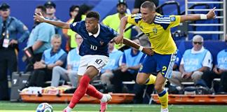 Mbappé y Olise hunden a Suecia y medirán la resistencia de Paraguay en octavos Mbappé y Olise hunden a Suecia y medirán la resistencia de Paraguay en octavos
