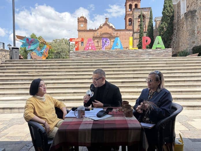 Radio UdeG Ciudad Guzmán celebra 25 años con transmisiones fuera de cabina