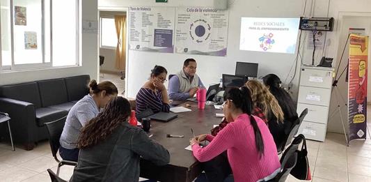Centro Libre de Zapotlán brinda atención psicológica y legal a mujeres