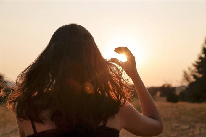 Especialistas de Miranza recomiendan protección ocular ante radiación solar Especialistas de Miranza recomiendan protección ocular ante radiación solar