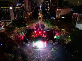 Tres muertos por asfixia durante los festejos por el triunfo de México en el Mundial Tres muertos por asfixia durante los festejos por el triunfo de México en el Mundial