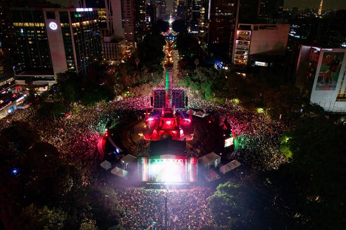 Tres muertos por asfixia durante los festejos por el triunfo de México en el Mundial Tres muertos por asfixia durante los festejos por el triunfo de México en el Mundial