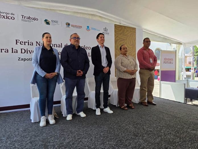 Realizan Feria Nacional del Empleo para la Diversidad y la Inclusión en Zapotlán