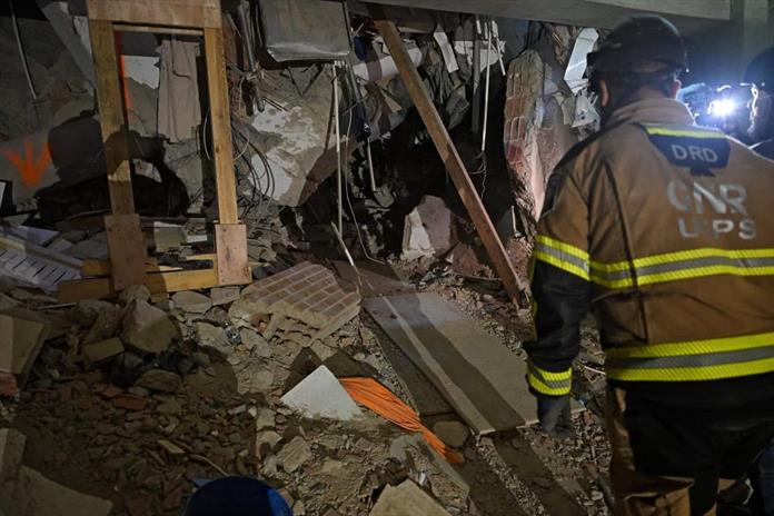 Servicios de salud penan por atender a damnificados de los terremotos en Venezuela Servicios de salud penan por atender a damnificados de los terremotos en Venezuela