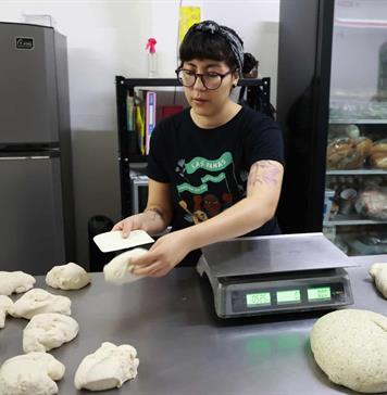 Las Panas, el proyecto de panaderas mexicanas que enfrenta el duelo del desplazamiento
