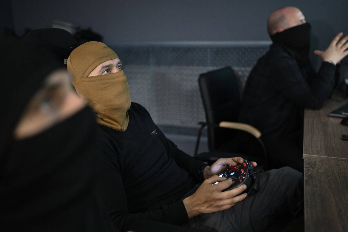 La vida en la sombra de los militares ucranianos que atacan Moscú con drones La vida en la sombra de los militares ucranianos que atacan Moscú con drones