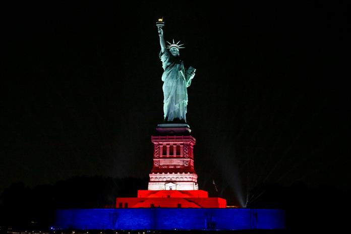 Trump viaja al Monte Rushmore por 250 años de independencia de EEUU Trump viaja al Monte Rushmore por 250 años de independencia de EEUU