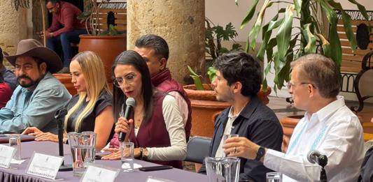 Pide la presidenta de Tlaquepaque a diputados revisar “con mucho cuidado” plan de deuda para el SIAPA