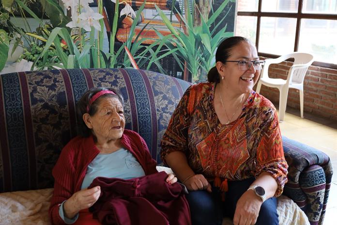 Ana María del Toro asume la dirección del DIF Zapotlán Ana María del Toro asume la dirección del DIF Zapotlán