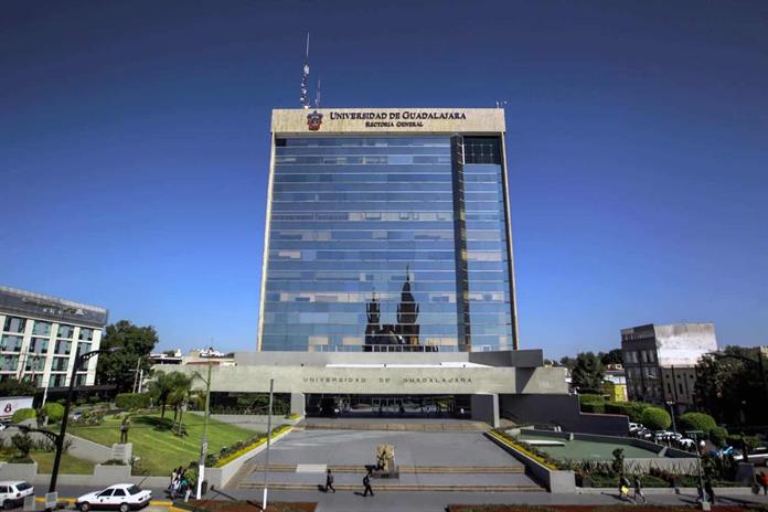 UdeG pone el ejemplo para que empresas deudoras paguen el agua que consumen: Tonatiuh Bravo UdeG pone el ejemplo para que empresas deudoras paguen el agua que consumen: Tonatiuh Bravo