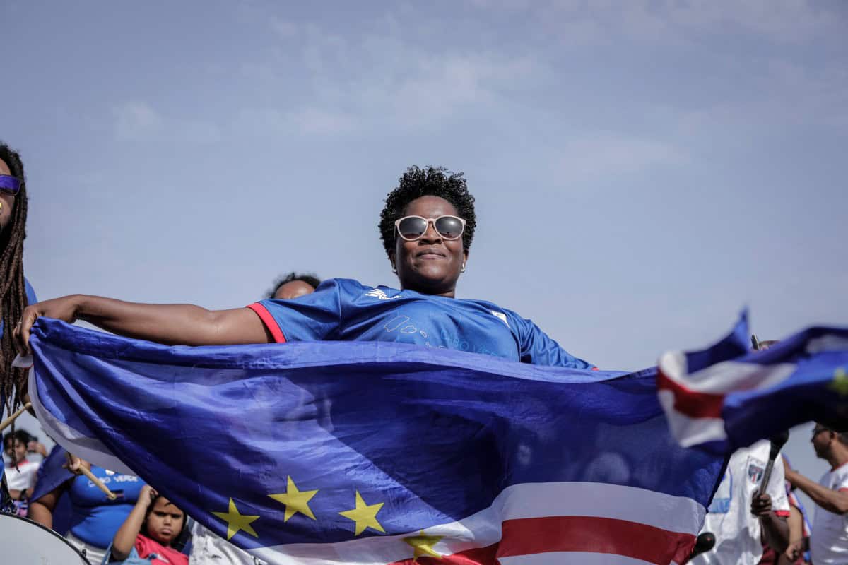 Cabo Verde recibe como héroes a sus Tiburones Azules Cabo Verde recibe como héroes a sus Tiburones Azules