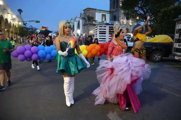 Concluye el festival Vive con Orgullo en Zapotlán el Grande Concluye el festival Vive con Orgullo en Zapotlán el Grande