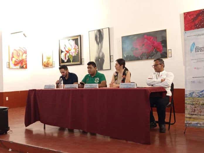 Placentaria: poesía para documentar el cuerpo, la memoria y la maternidad