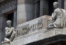 Banxico anticipa que mantendrá tasa de interés, pero advierte riesgos por entorno global