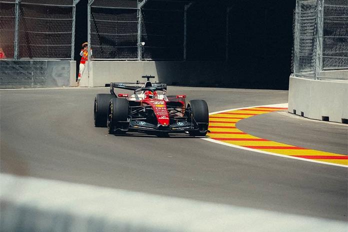 Hamilton y Leclerc prueban sus Ferrari en el Madring Hamilton y Leclerc prueban sus Ferrari en el Madring