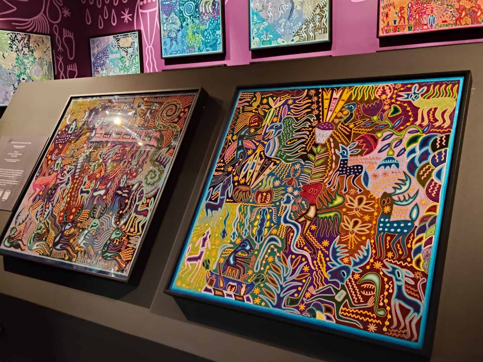 La cosmovisión Wixárika llega al MUSA con la exposición “Niérika”, de José y Fidencio Benítez La cosmovisión Wixárika llega al MUSA con la exposición “Niérika”, de José y Fidencio Benítez