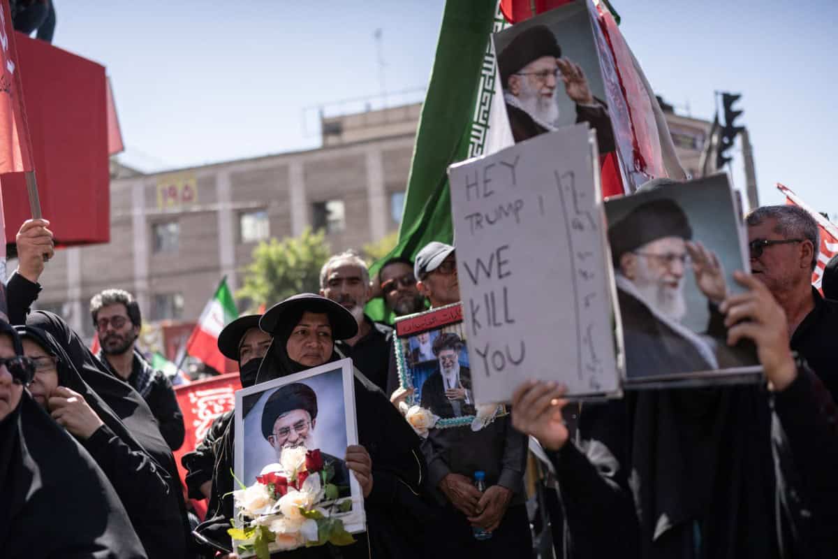 Exguía supremo iraní Alí Jamenei, inhumado en funerales marcados por ataques entre EEUU e Irán