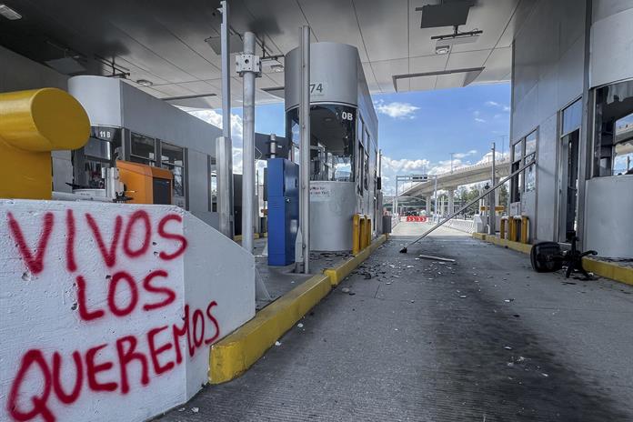 DDHH de México en nueva resolución: graves violaciones contra 92 estudiantes de Ayotzinapa DDHH de México en nueva resolución: graves violaciones contra 92 estudiantes de Ayotzinapa