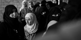 Un millón de mujeres y niñas desatendidas tras recortes en ayuda humanitaria Un millón de mujeres y niñas desatendidas tras recortes en ayuda humanitaria