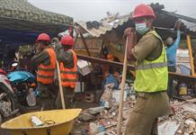 Familiares denuncian bloqueo de maquinaria para rescate en La Guaira Familiares denuncian bloqueo de maquinaria para rescate en La Guaira